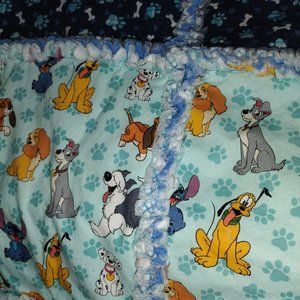 Disney Dog's Rag Quilt Paw Print Galore!